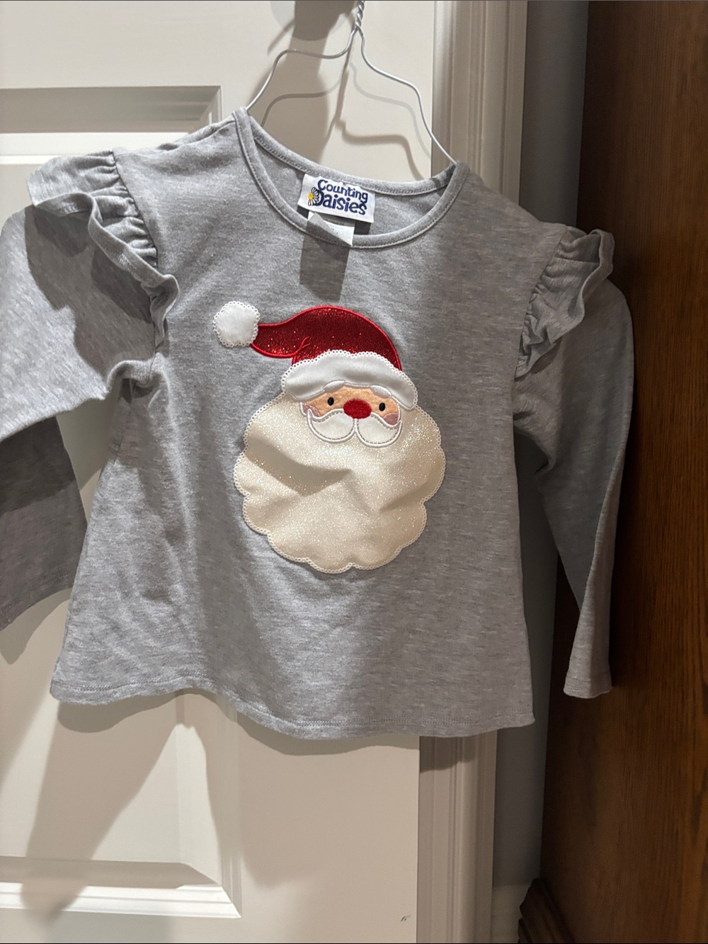 Counting Daisies Girls' Light Gray Santa Appliqué Long-Sleeve Top